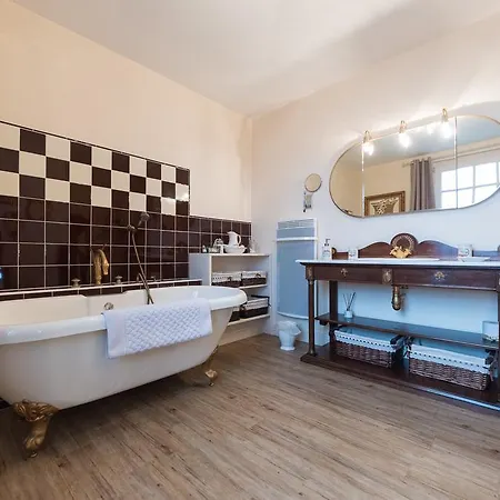 Maison D'hotes - Le Domaine De La Frenaie Frühstückspension